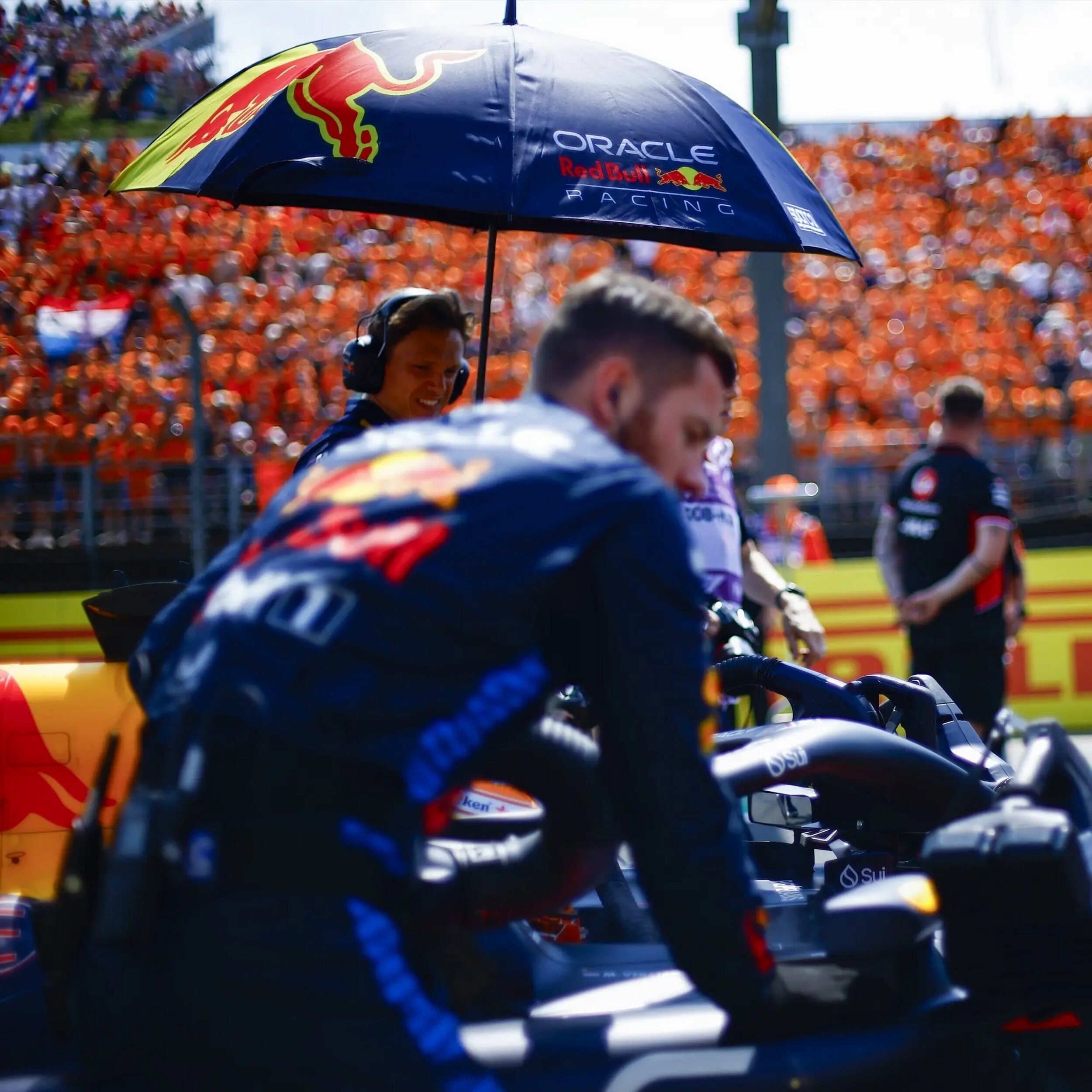 Umbrella RedBull Racing