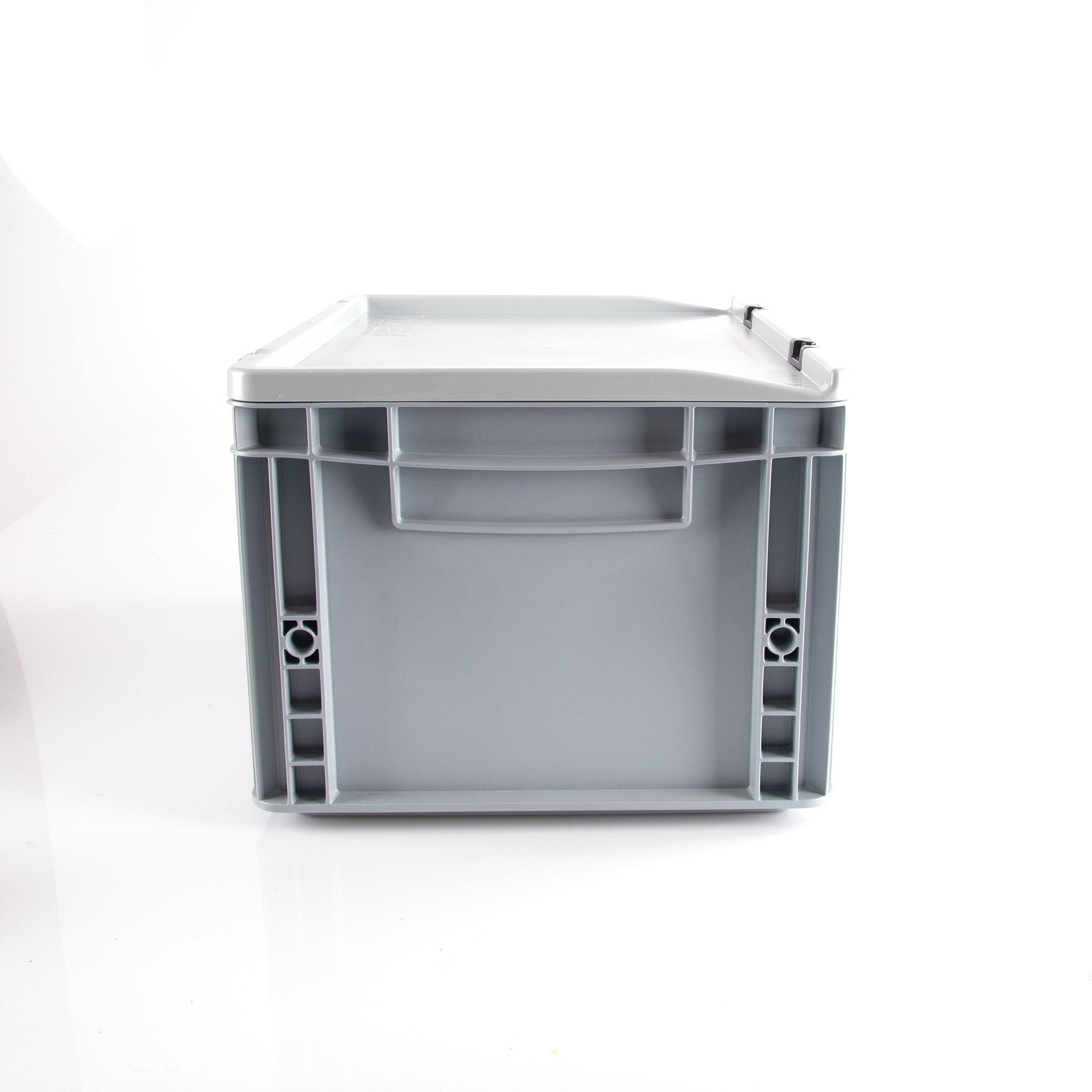 Stackable box with lid 37x27x19.7cm