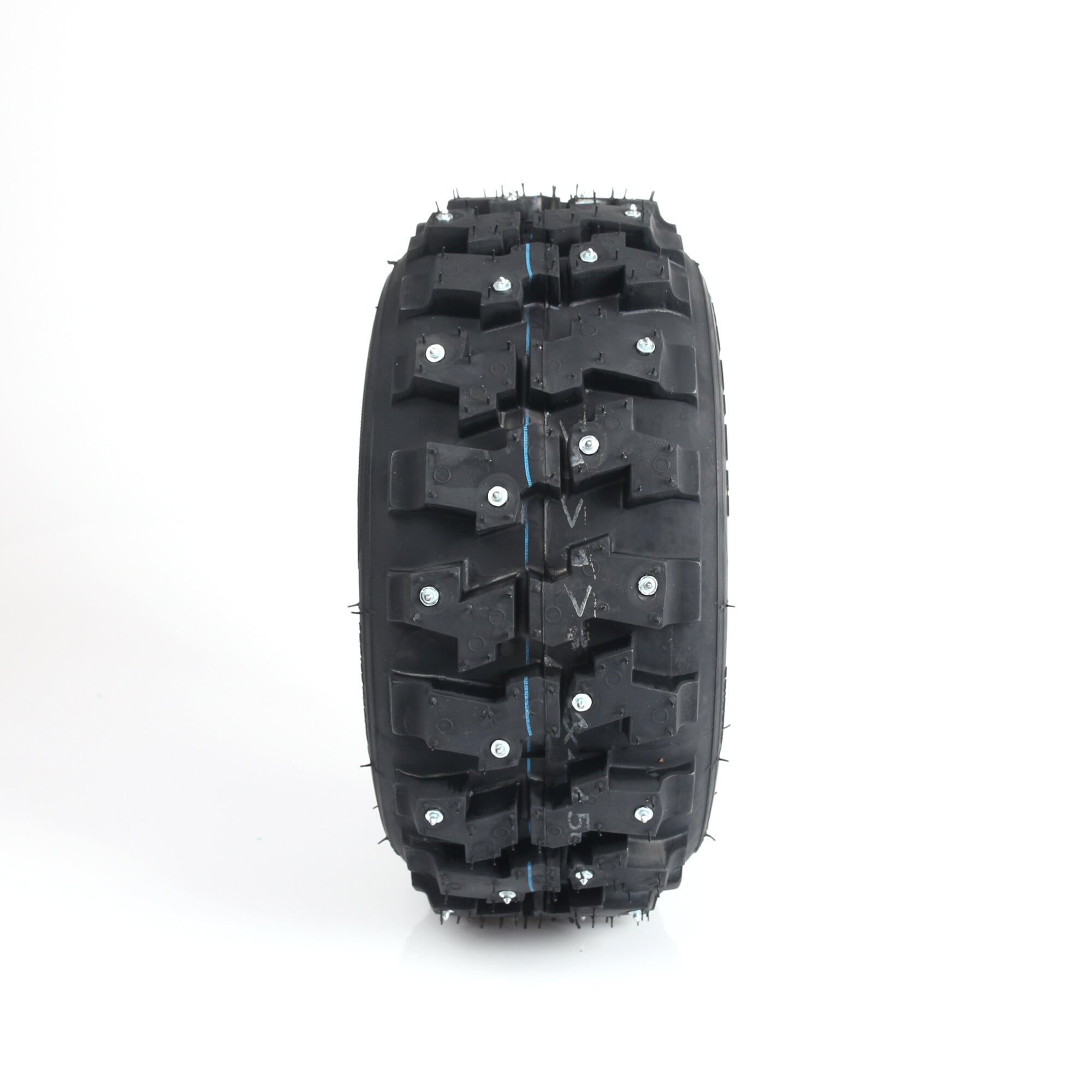 Ice-racer studded with 44 studs
